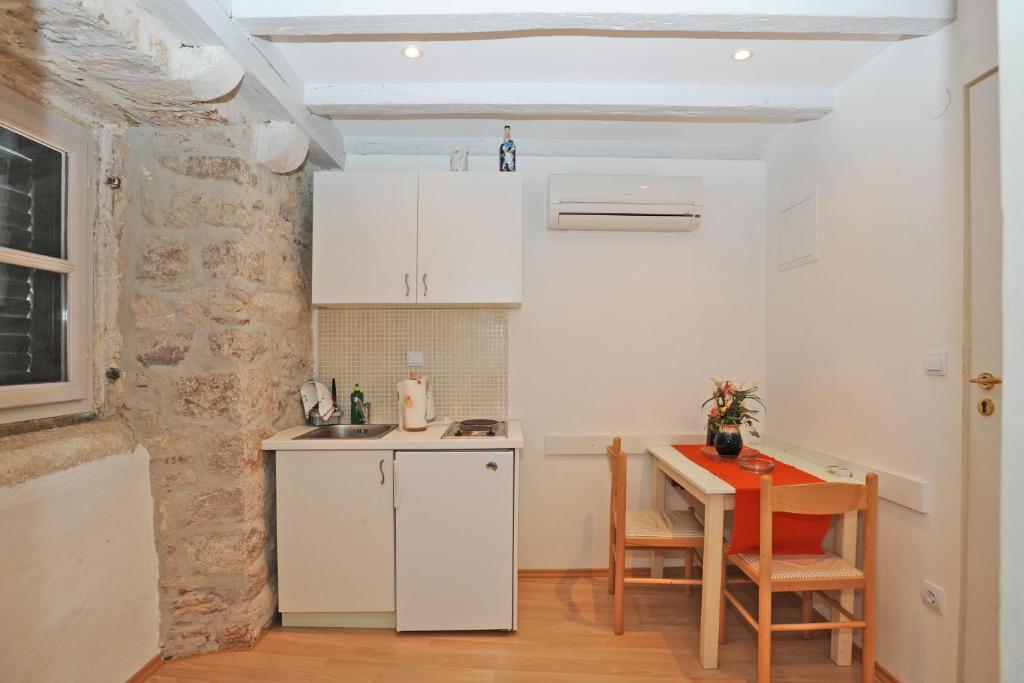 Cikato Apartment *